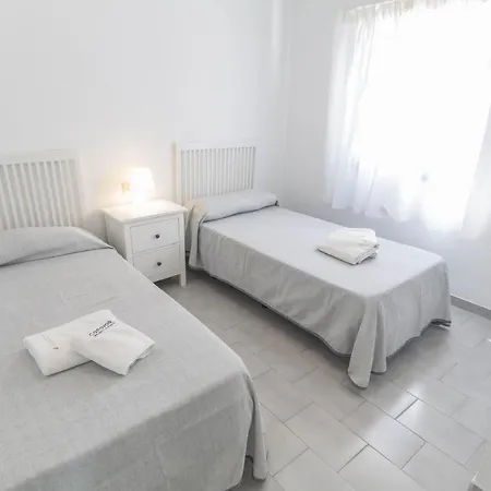 Parador Antali - 27 بيت للعطل *